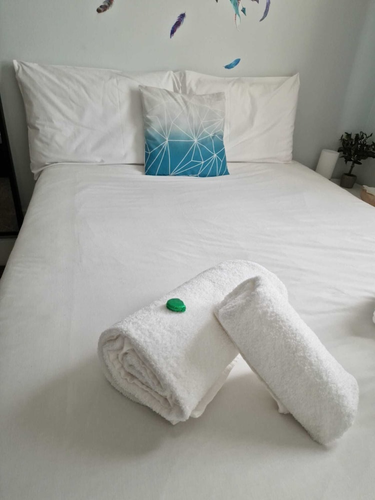 Cozy Double Room (Shared Bathroom) del hotel United Lodge and Apartments. Foto 8