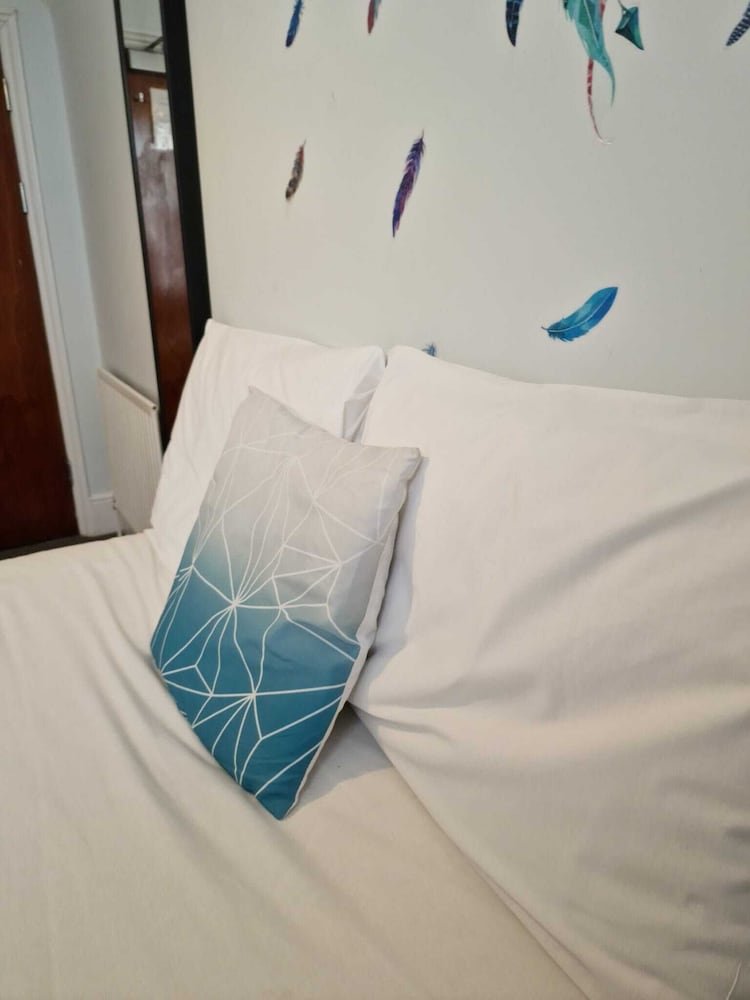 Cozy Double Room (Shared Bathroom) del hotel United Lodge and Apartments. Foto 10
