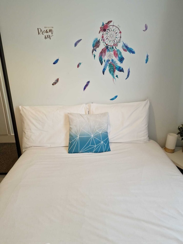 Cozy Double Room (Shared Bathroom) del hotel United Lodge and Apartments. Foto 16
