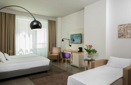 Suite Junior del hotel NYX Milan. Foto 3