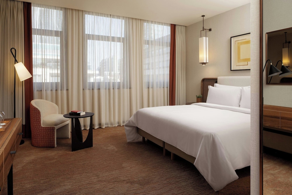 Habitación ejecutiva, 1 cama de matrimonio grande, vistas a la ciudad del hotel Montcalm Royal London House, London City. Foto 2