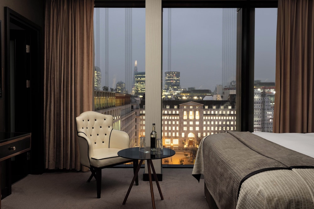 Habitación ejecutiva (Iconic) del hotel Montcalm Royal London House, London City. Foto 2