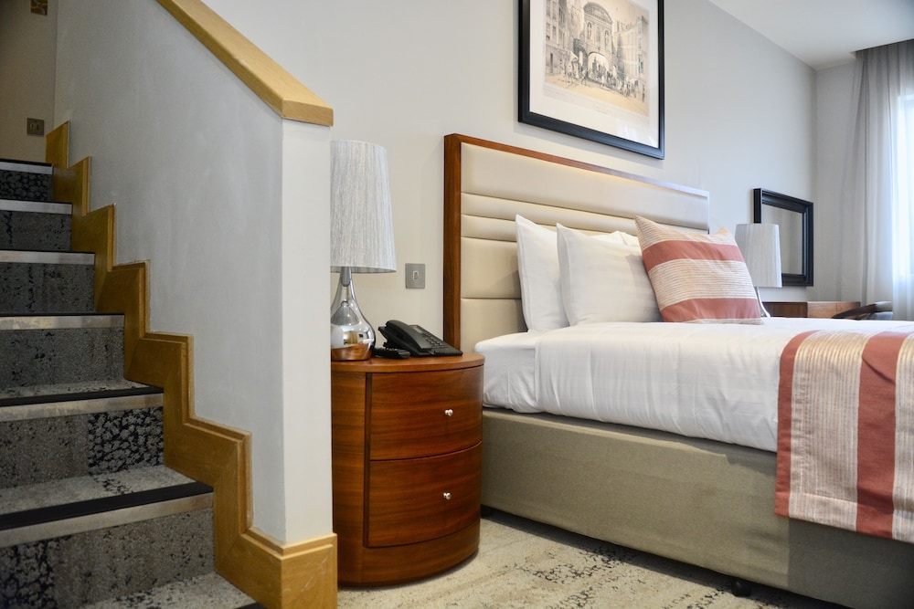 Apartamento Deluxe, 4 habitaciones, accesible para personas con discapacidad del hotel Sanctum London Belsize Road. Foto 7