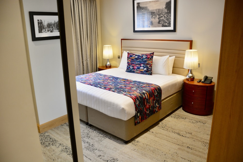 Apartamento Deluxe, 4 habitaciones, accesible para personas con discapacidad del hotel Sanctum London Belsize Road. Foto 12