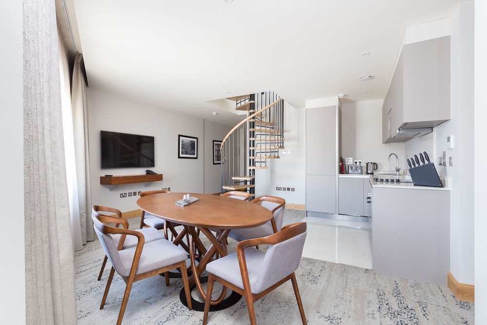 Apartamento Deluxe, 4 habitaciones, accesible para personas con discapacidad del hotel Sanctum London Belsize Road. Foto 16