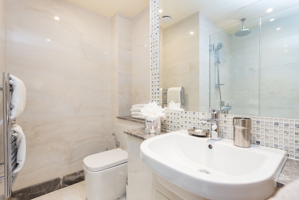 Apartamento Deluxe, 4 habitaciones, accesible para personas con discapacidad del hotel Sanctum London Belsize Road. Foto 32