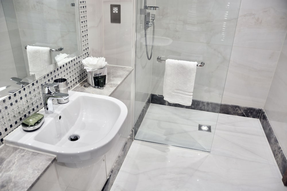 Apartamento superior, 2 habitaciones, accesible para personas con discapacidad del hotel Sanctum London Belsize Road. Foto 9