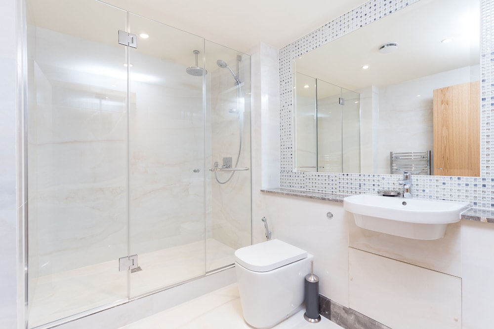 Apartamento de lujo, 4 habitaciones, accesible para personas con discapacidad del hotel Sanctum London Belsize Road. Foto 27