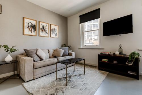 Apartamento Con Cocina 1 habitación Vista ciudad Sofá Cama incluido 1 Cama doble del hotel High Street Kensington Apartments. Foto 9