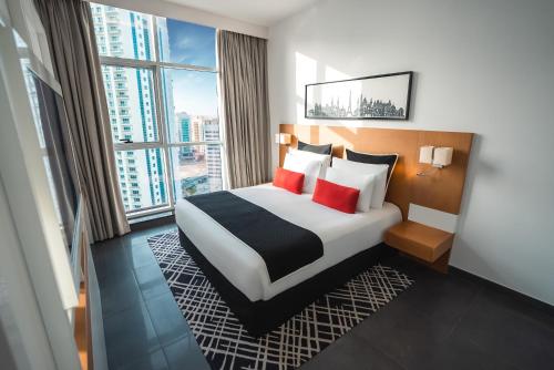 Habitación VYP - 1 cama extragrande del hotel Tryp By Wyndham Dubai. Foto 4