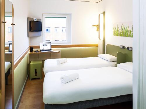 Habitación Clásica con 1 cama doble del hotel ibis budget Belfast City Centre. Foto 2