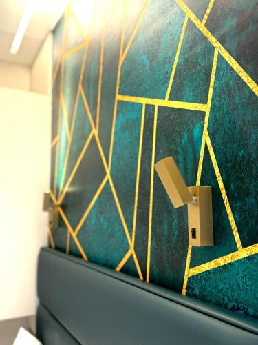 Double Studio with Jacuzzi (Lower Ground floor) del hotel NOX Richmond. Foto 25