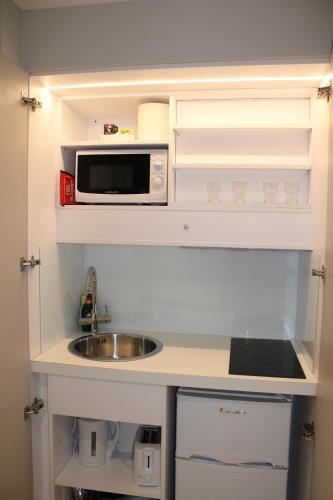 Habitación Doble Pequeña del hotel NOX Richmond. Foto 3