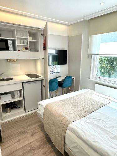 Habitación Doble Pequeña del hotel NOX Richmond. Foto 16