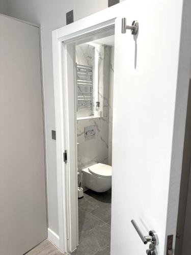 Habitación Doble Pequeña del hotel NOX Richmond. Foto 20