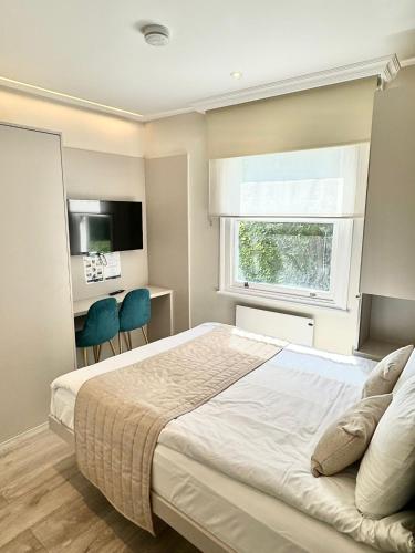 Small Double Room with River View del hotel NOX Richmond. Foto 18