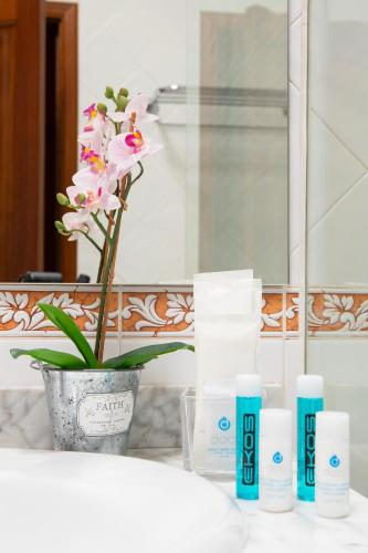 Double Room with Private Bathroom del hotel Hotelito El Campo. Foto 1