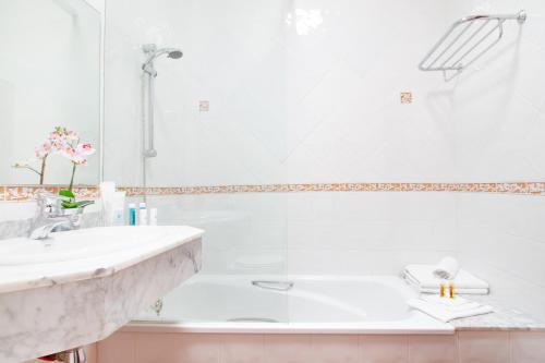 Double Room with Private Bathroom del hotel Hotelito El Campo. Foto 6