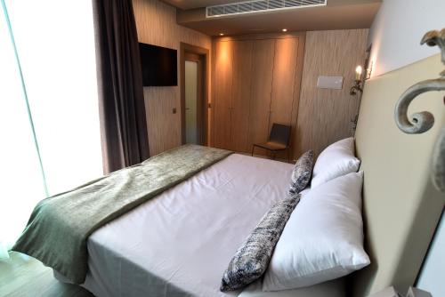 Habitación Doble Deluxe - 2 camas del hotel Tc Doña Luisa. Foto 3