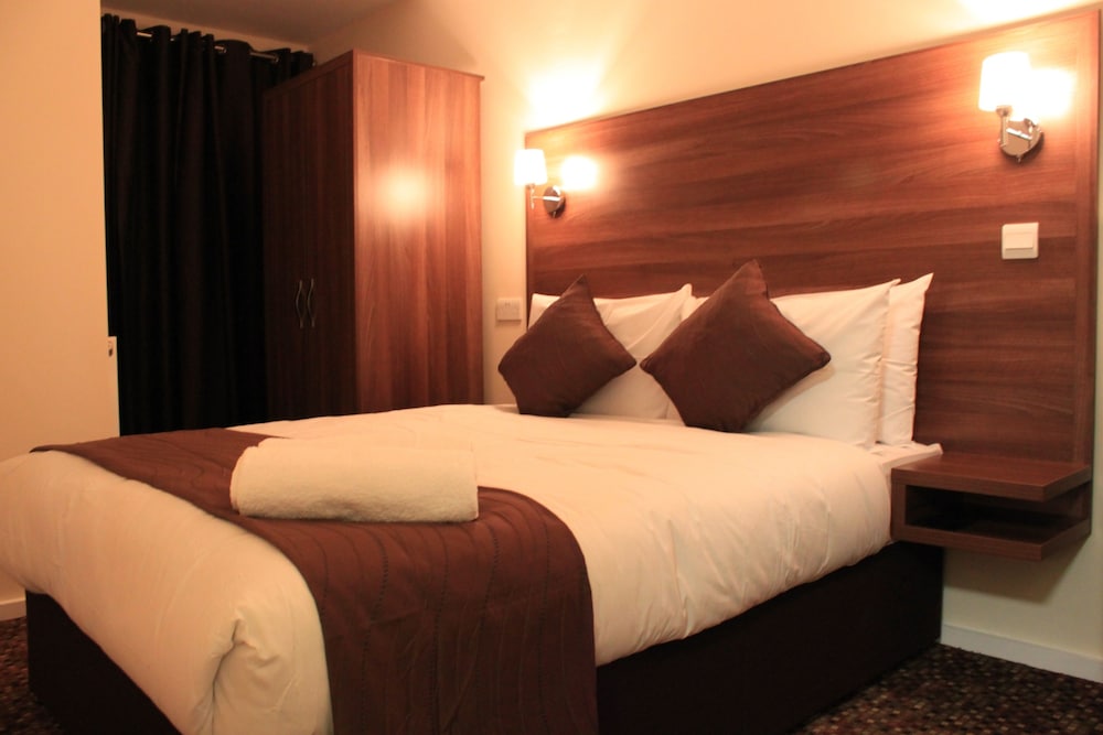 Habitación doble del hotel Prince Regent Excel London. Foto 1