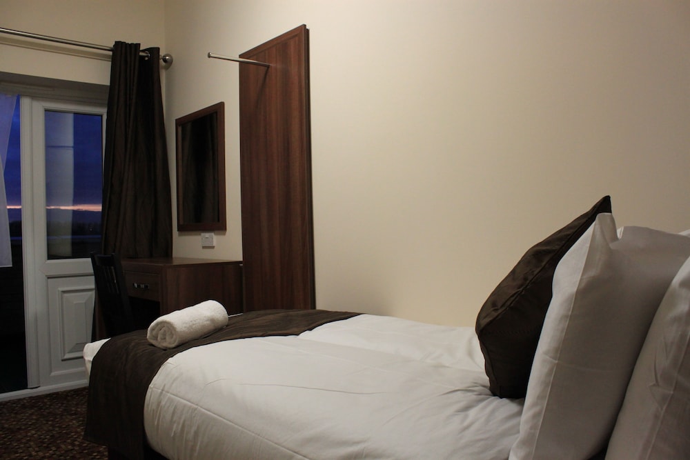 Habitación individual estándar del hotel Prince Regent Excel London. Foto 3