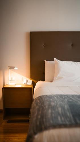 Habitación - 1 cama extragrande - No fumadores del hotel Dazzler Asuncion. Foto 5