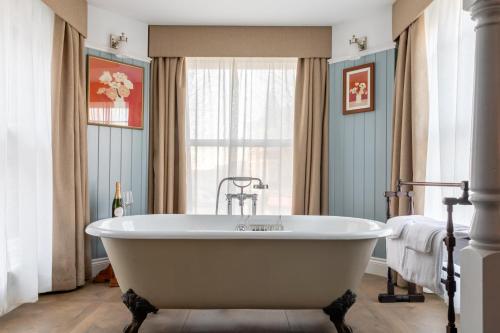 Suite de lujo del hotel The Drayton Court. Foto 5