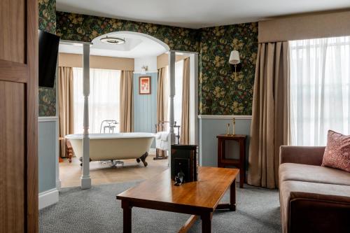 Suite de lujo del hotel The Drayton Court. Foto 17