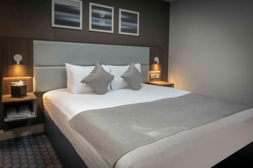 Habitación Doble adaptada para personas con movilidad reducida del hotel Best Western Plus Vauxhall. Foto 3