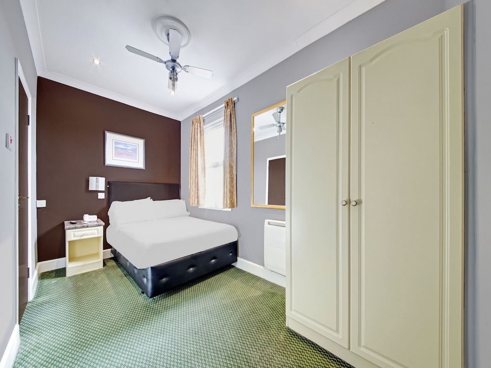 Habitación estándar doble, 1 cama doble del hotel Oyo Bostons Manor