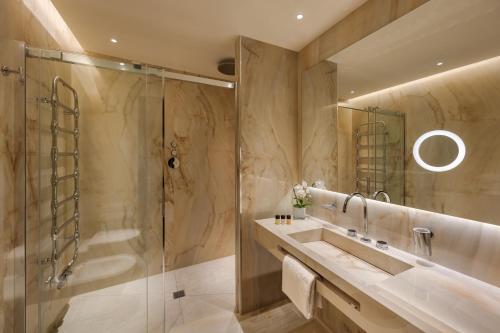 Suite Junior Executive del hotel Dei Cavalieri Milano Duomo. Foto 1