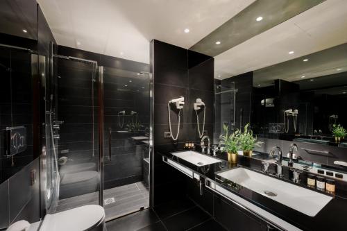 Habitación Familiar Superior del hotel Dei Cavalieri Milano Duomo. Foto 10