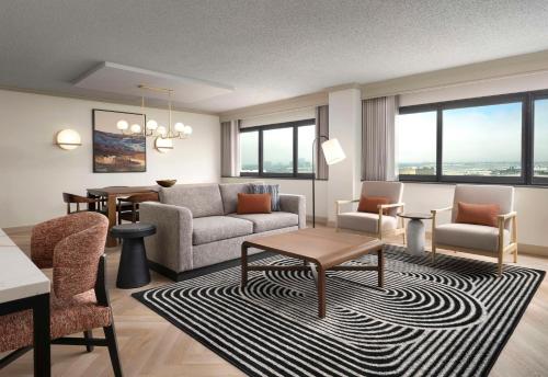 Suite Presidencial del hotel Sonesta Los Angeles Airport Lax. Foto 3