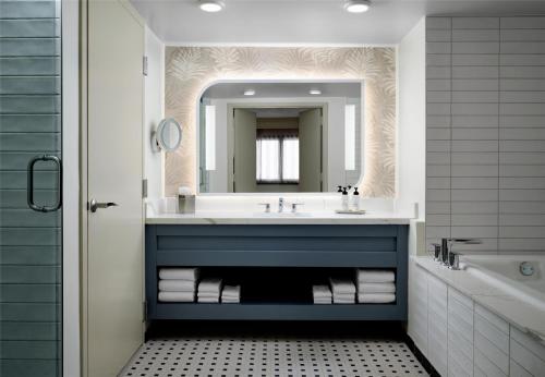 Suite Presidencial del hotel Sonesta Los Angeles Airport Lax. Foto 7