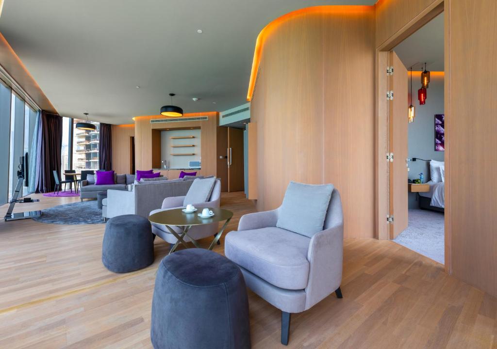 Suite Premium de 2 dormitorios del hotel Rixos Premium Dubai Jbr. Foto 4