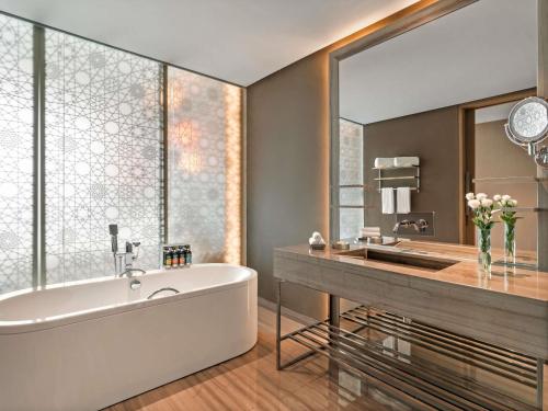 Habitación Premium del hotel Rixos Premium Dubai Jbr. Foto 3