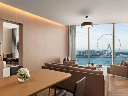 Suite Premium de 1 dormitorio del hotel Rixos Premium Dubai Jbr. Foto 4