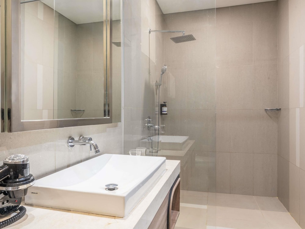 Premier con 1 cama doble del hotel Mercure Jayapura