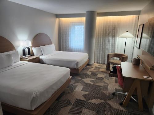 Habitación Doble Estándar del hotel Miami International Airport. Foto 1