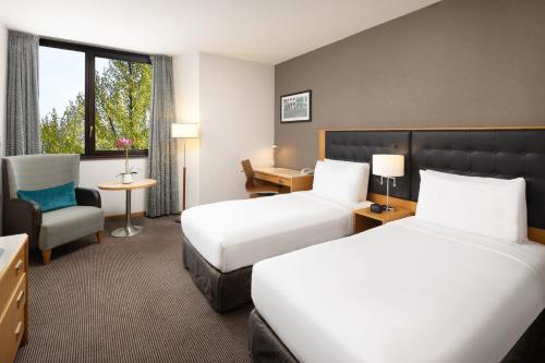 Habitación Doble - 2 camas del hotel Doubletree By Hilton Luxembourg. Foto 6