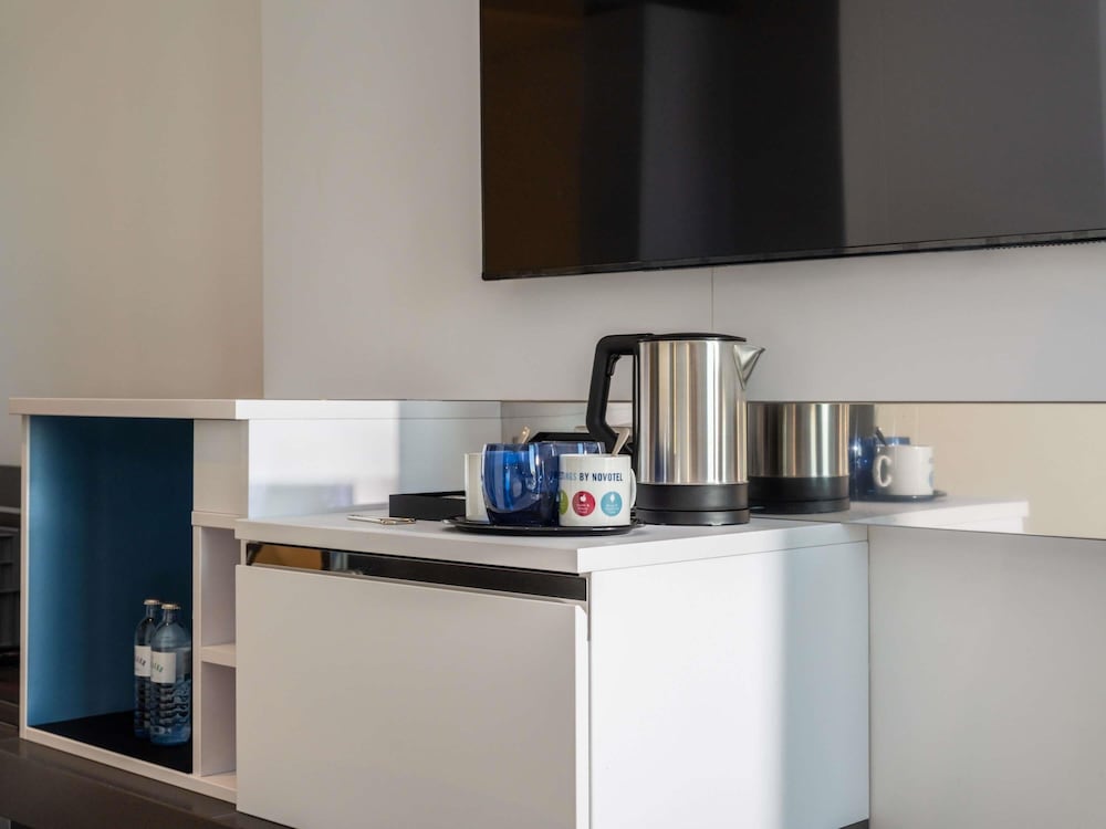 Habitación estándar, 1 cama doble del hotel Novotel Wien Hauptbahnhof. Foto 2