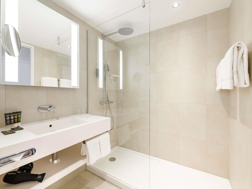 Habitación ejecutiva, 1 cama doble del hotel Novotel Wien Hauptbahnhof. Foto 5