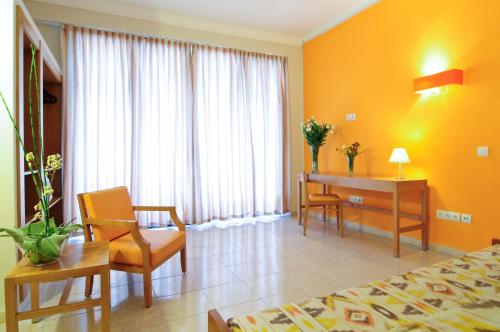 Habitación Familiar del hotel Balear. Foto 2