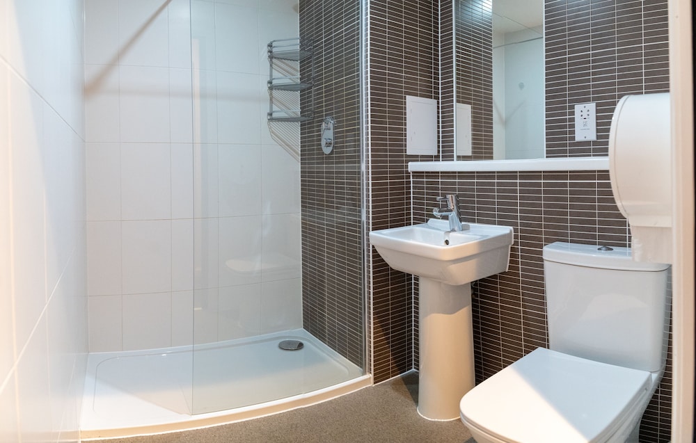 Twin Room Ensuite del hotel Safestay London Elephant and Castle -. Foto 4