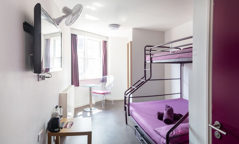 Triple Room Ensuite del hotel Safestay London Elephant and Castle -