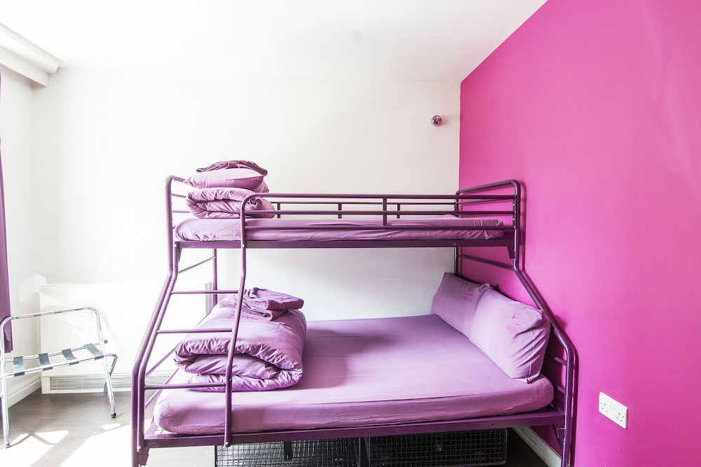 Triple Room Ensuite del hotel Safestay London Elephant and Castle -. Foto 2