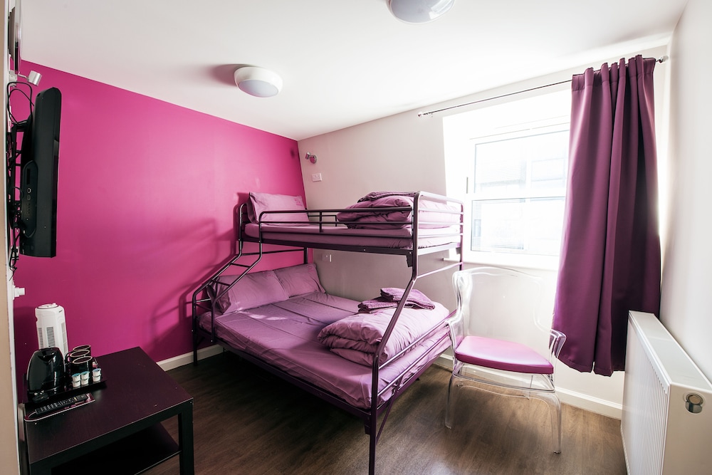 Triple Room Ensuite del hotel Safestay London Elephant and Castle -. Foto 3