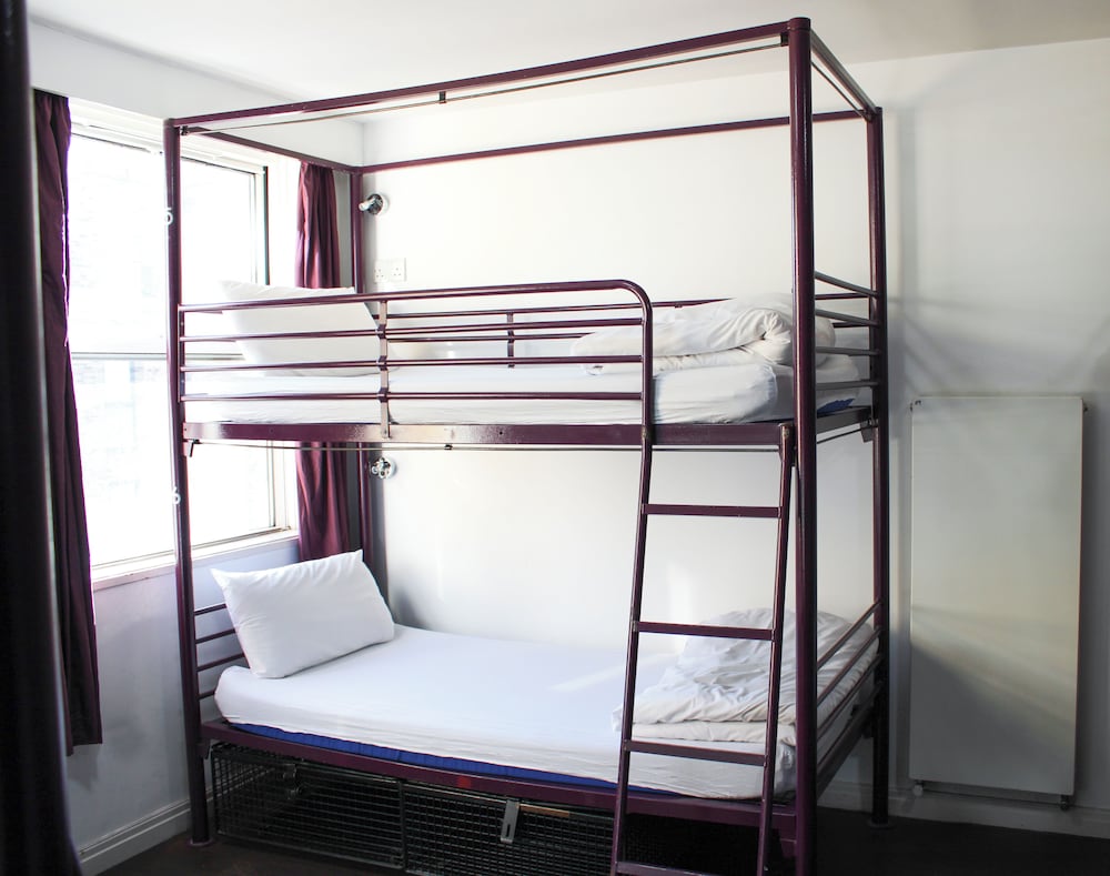 Habitación compartida Solo para mujeres 8 camas del hotel Safestay London Elephant and Castle -. Foto 4