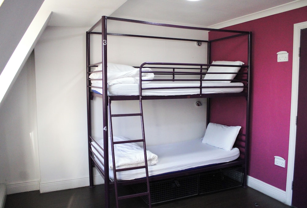 Bed in a 4 - Beds Mixed Dorm (Shared) del hotel Safestay London Elephant and Castle -