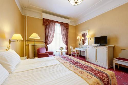 Habitación Doble Clásica del hotel Danubius Astoria City Center. Foto 1